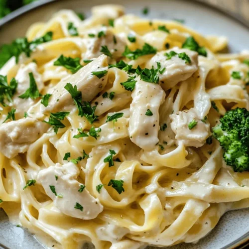Creamy Garlic Parmesan Chicken Pasta is more than just a meal; it’s a comforting embrace on a plate that beckons you to savor every bite. With its rich, velvety sauce enveloping tender chicken and perfectly cooked pasta, this dish offers a delightful combination of flavors and textures that appeals to both families and busy professionals. Whether you’re preparing a weeknight dinner or hosting a gathering, this recipe stands out as a crowd-pleaser.